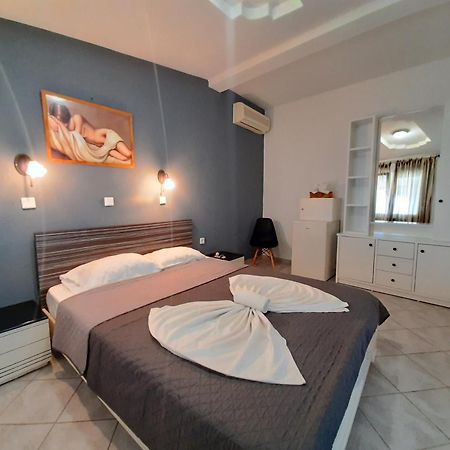 Paraga Rooms Pefkari Habitación foto