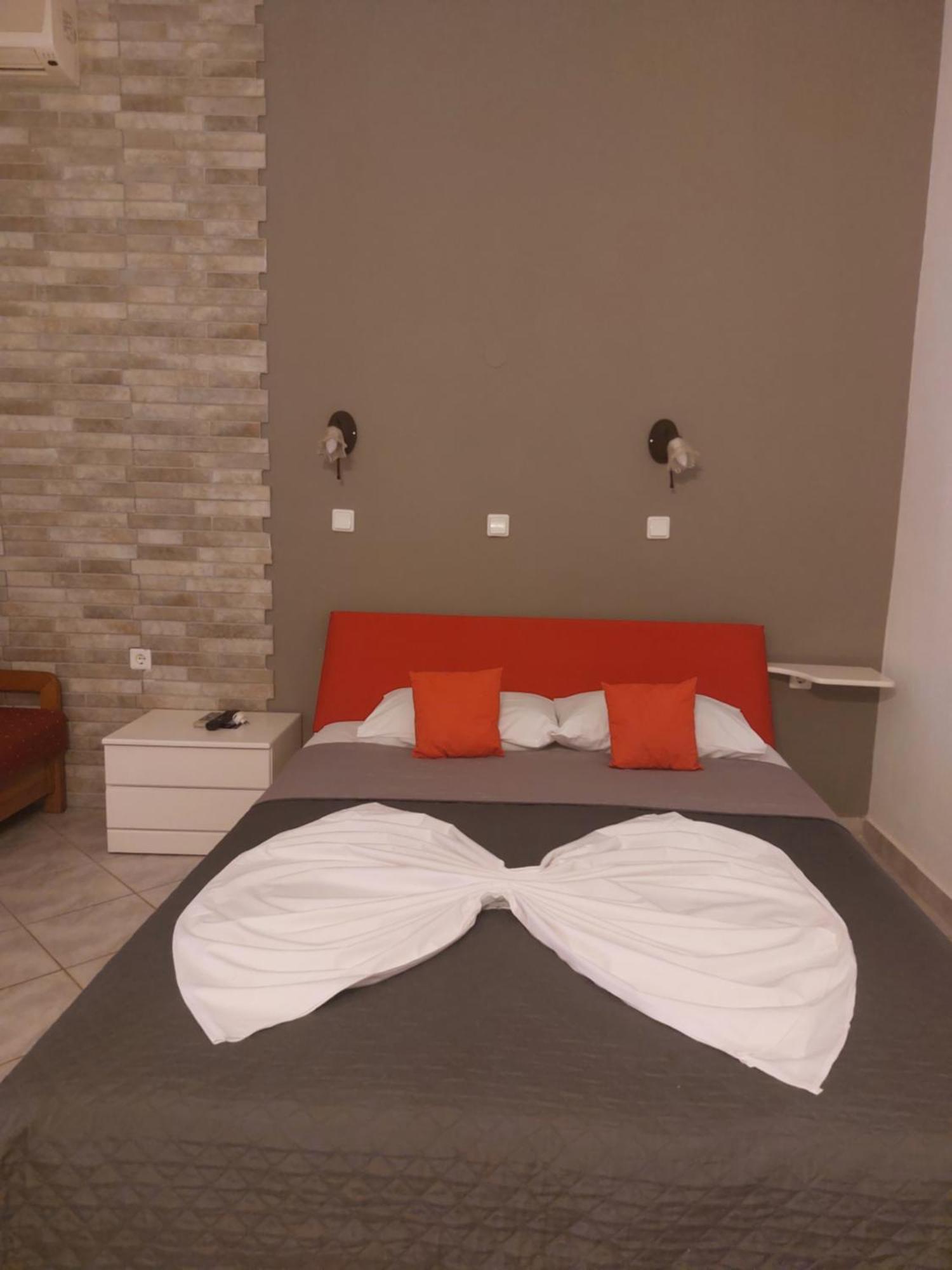 Paraga Rooms Pefkari Habitación foto