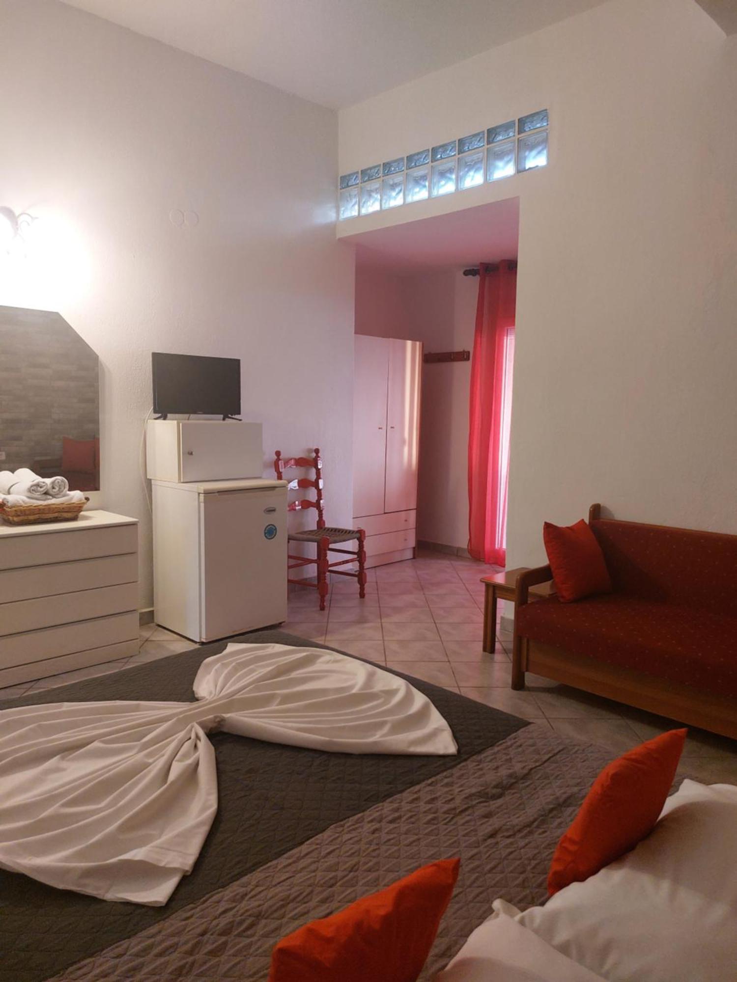 Paraga Rooms Pefkari Habitación foto