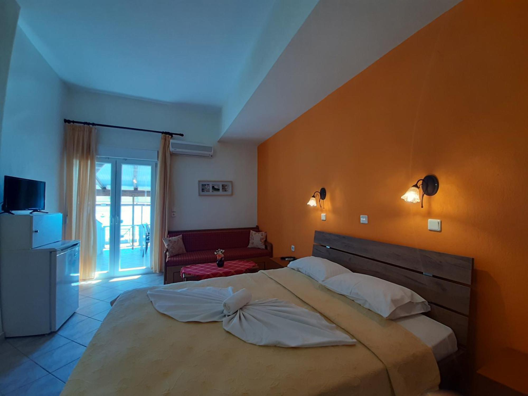 Paraga Rooms Pefkari Habitación foto